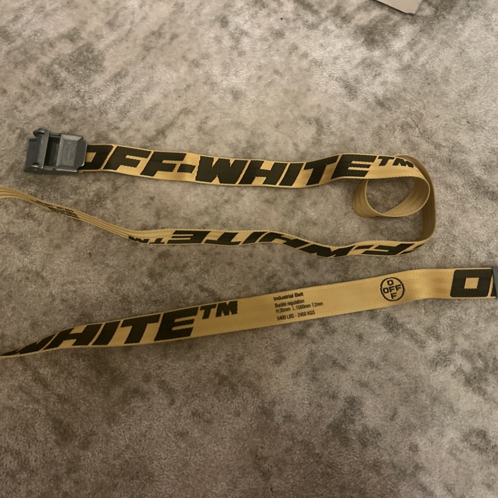 Off-white belt